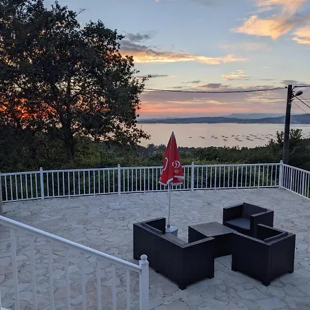 بيت للعطل A Casa Do Rio بْويوْ